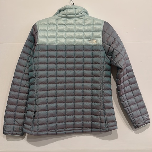 Northface Thermoball Eco Jacket. Medium. NWT. - Picture 3 of 4